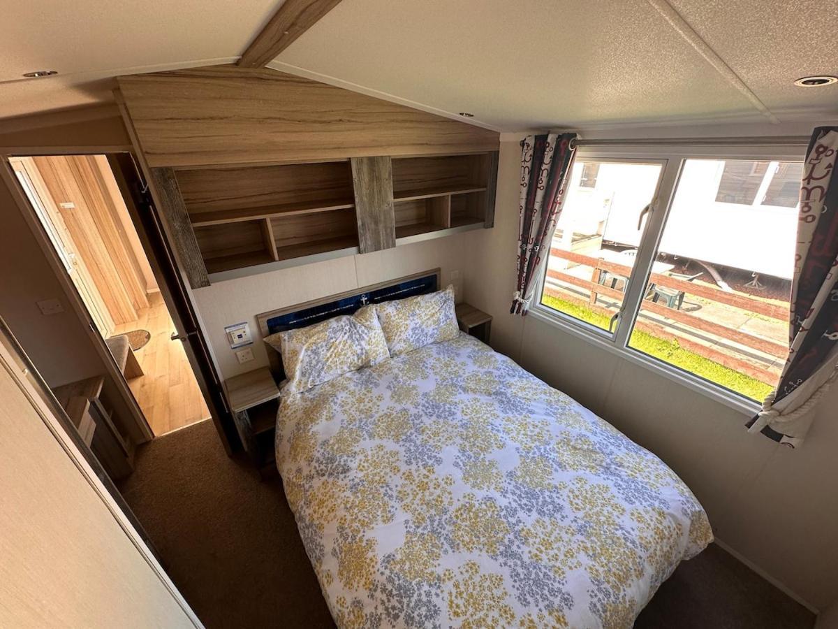 3-Bedroom Swift Caravan - Uddingston, グラスゴー エクステリア 写真